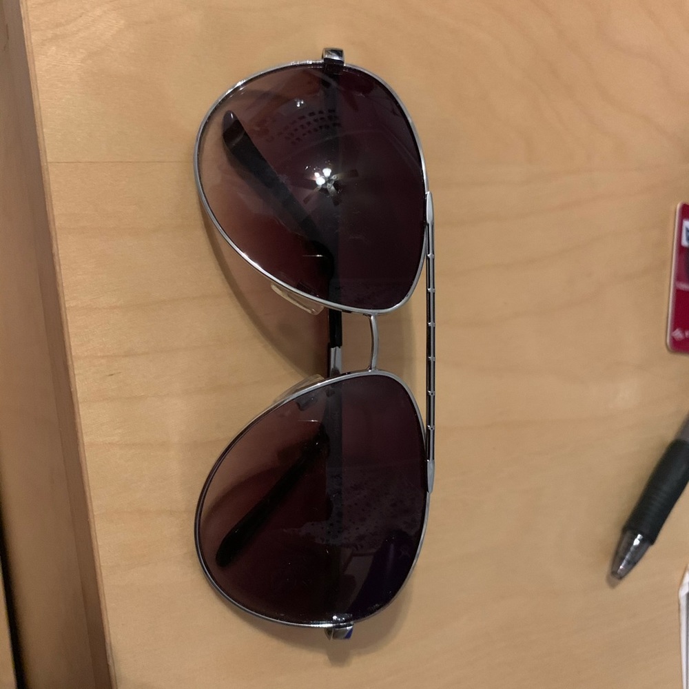 Steve Madden aviator sunglasses